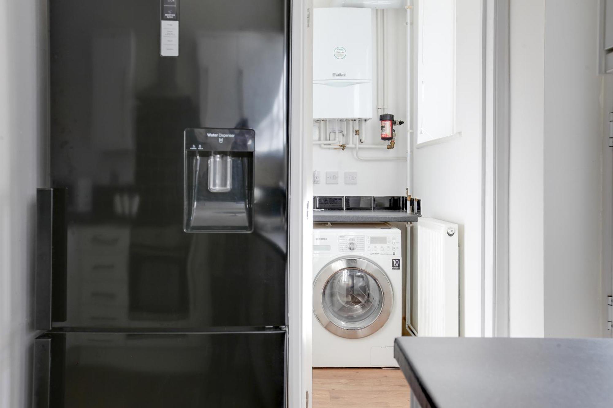Cosy 3 Bedroom House With Free Parking And Wifi Hythe  Exterior foto